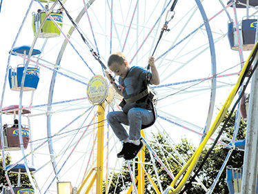 Williams County Fair - bungee